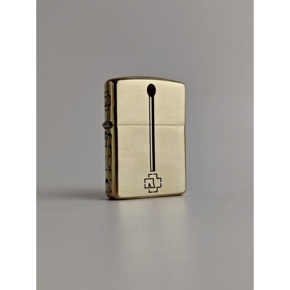 Купить Zippo Armor Бензиновую зажигалку с гравировкой Рамштайн